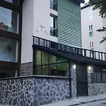 Edificio Serraneu. Sierra Nevada. Granada
