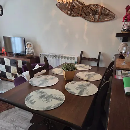 Edificio Serraneu. Sierra Nevada. Granada *