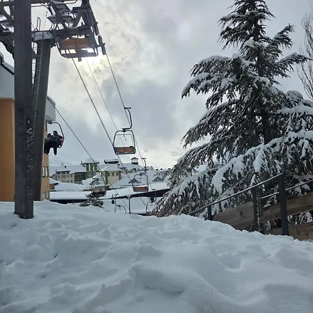 Edificio Serraneu. Sierra Nevada. Granada * Sierra Nevada