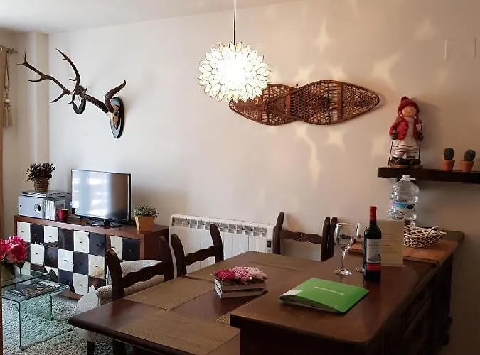 Edificio Serraneu. Sierra Nevada. Granada Apartamento