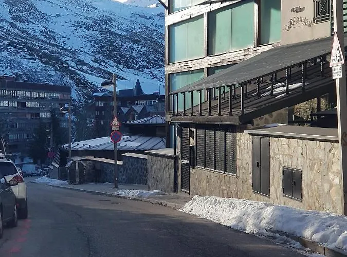 Apartamento Edificio Serraneu. Sierra Nevada. Granada