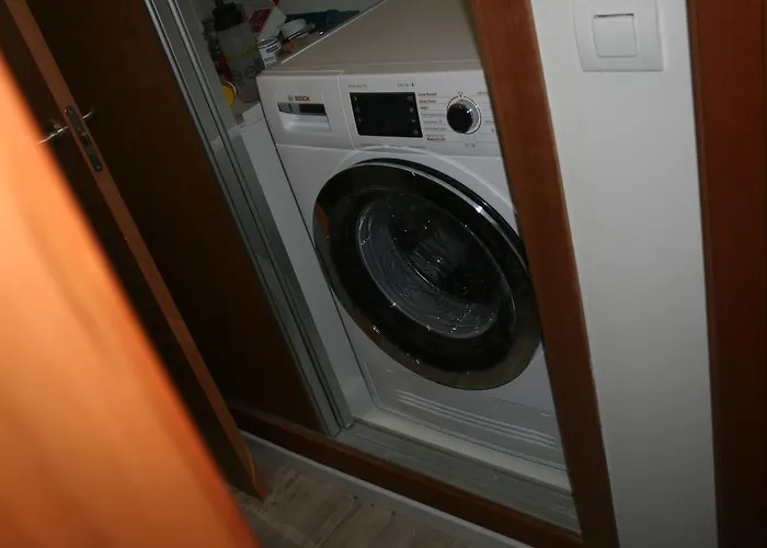 Edificio Serraneu. Sierra Nevada. Granada Apartman