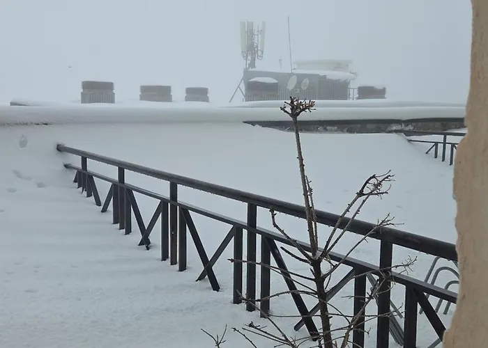 Edificio Serraneu. Sierra Nevada. Granada